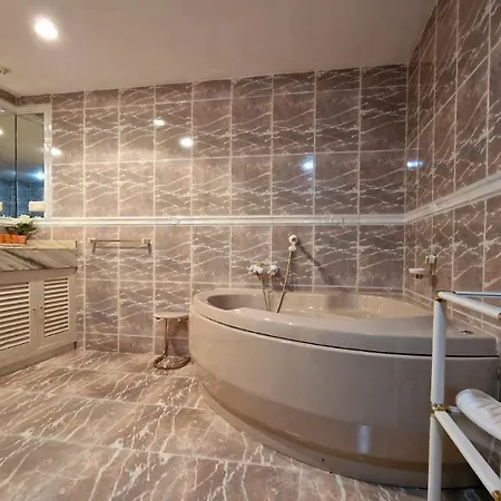 Апартаменти Imeda Casa 6 Estrellas *